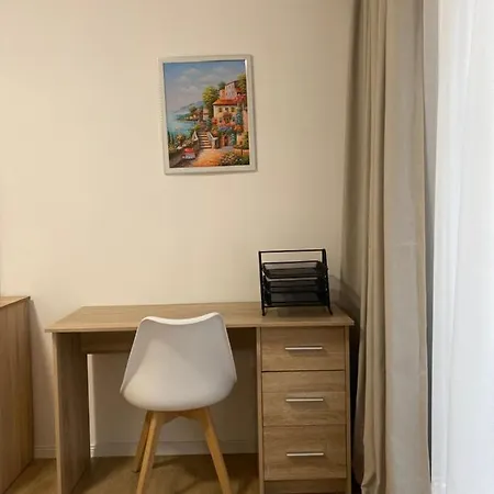 Apartment Central Welcoming In *